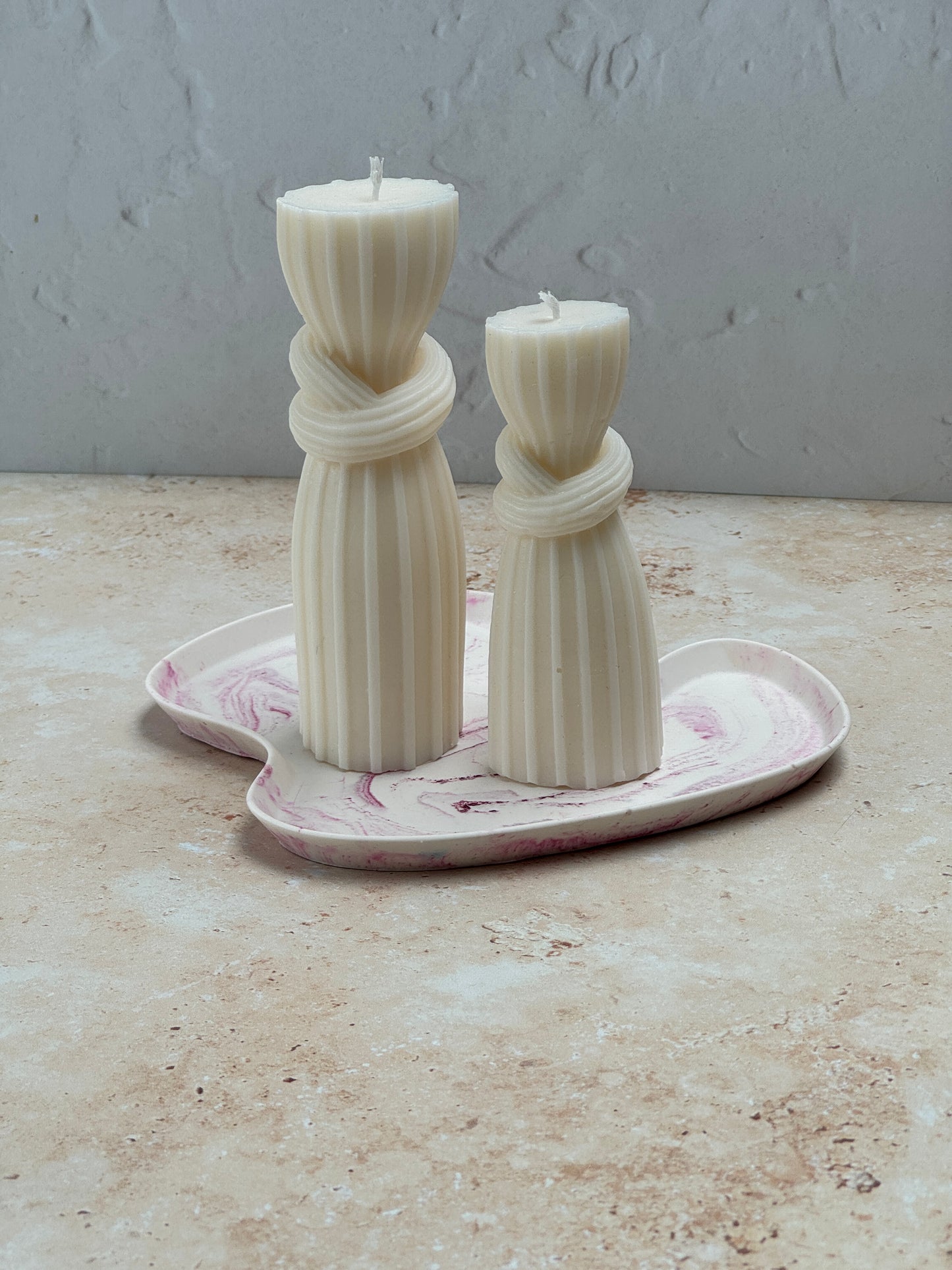 The Knot Candle