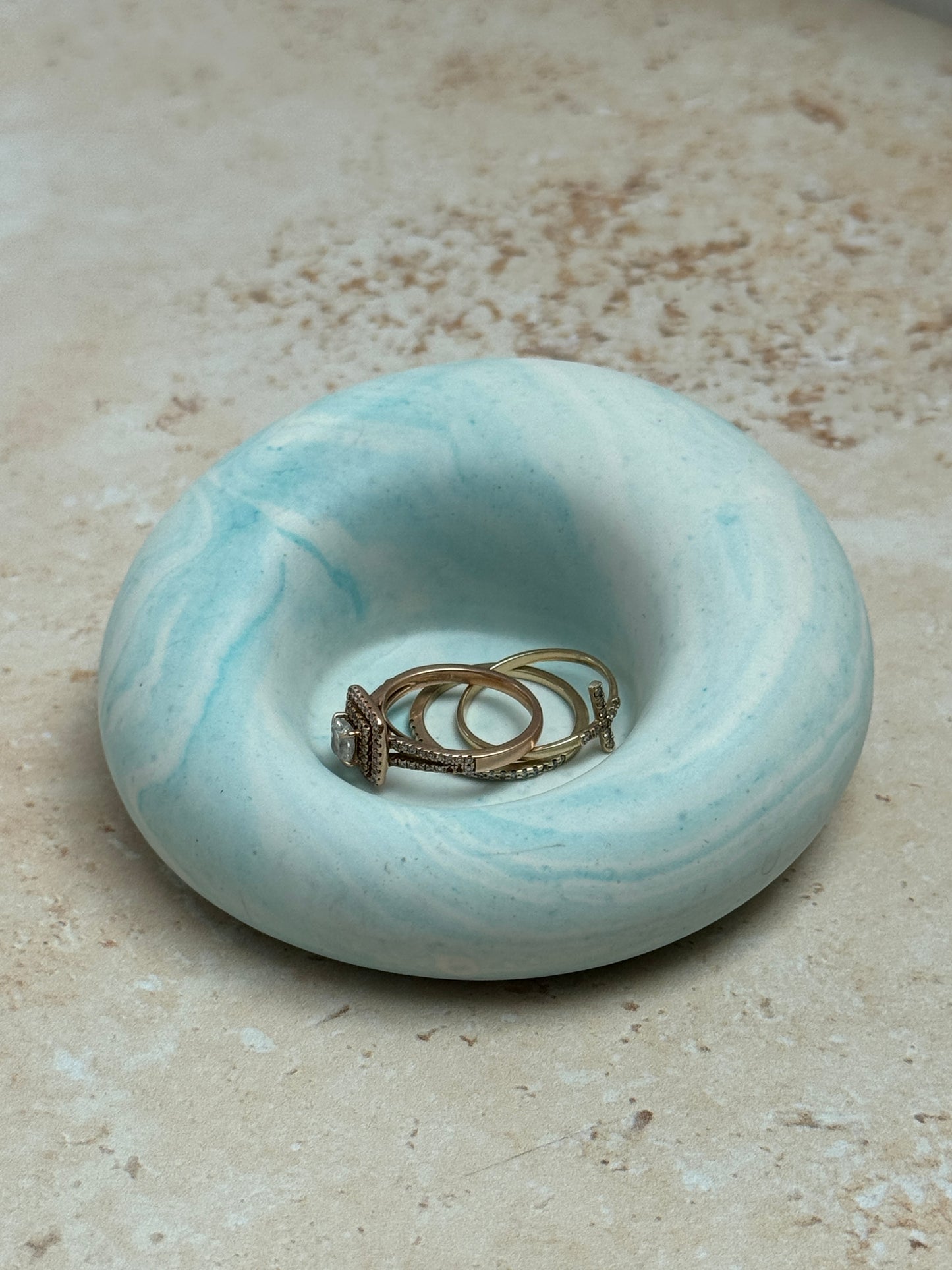 Anillo Ring Holder