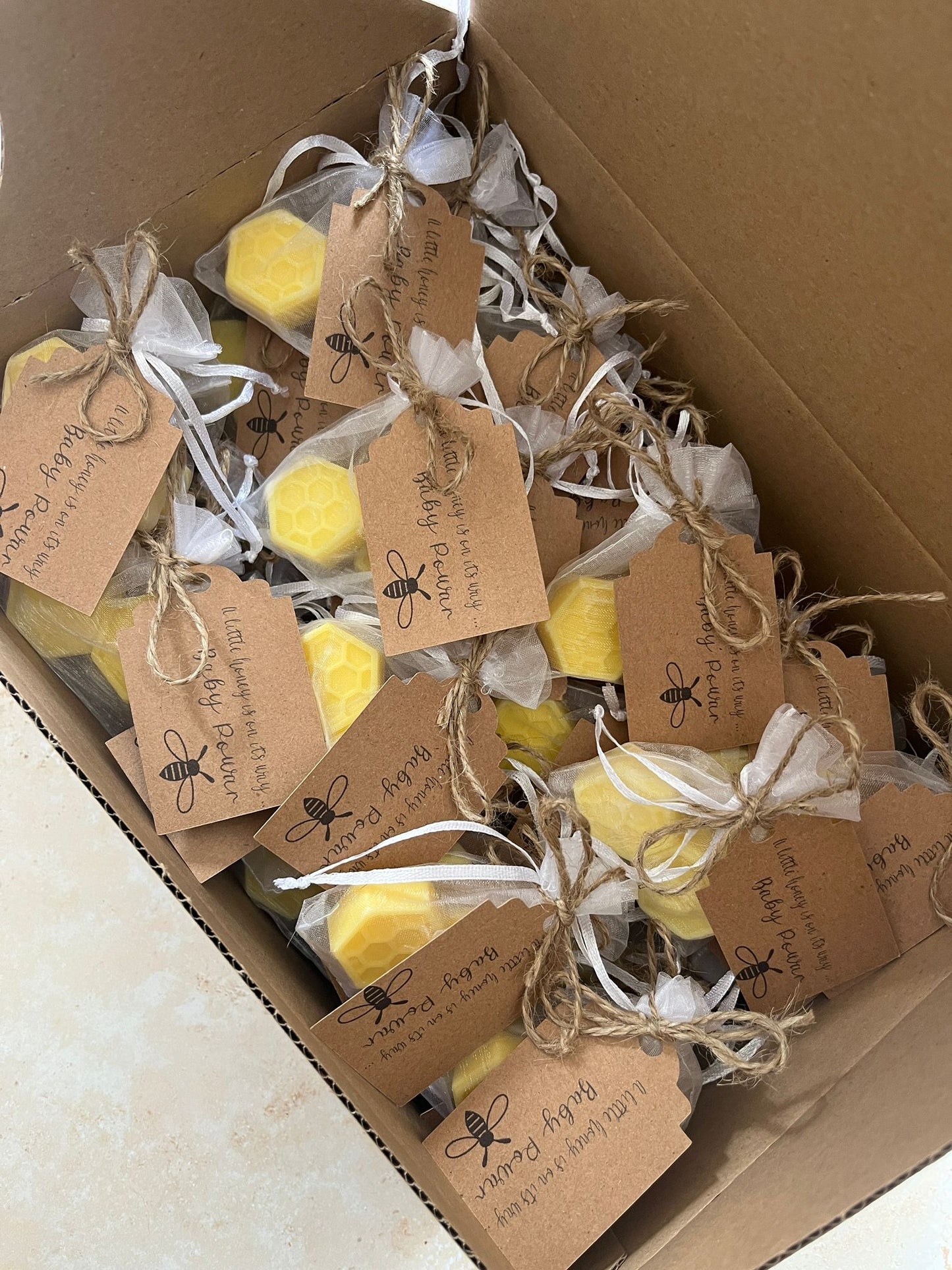 Bee/ Honeycomb Wax Melts- Favours