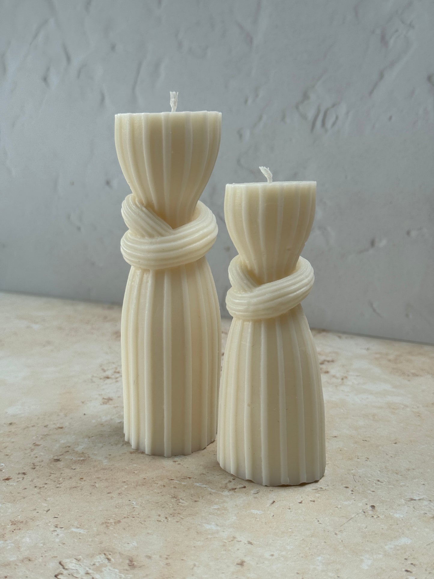 The Knot Candle